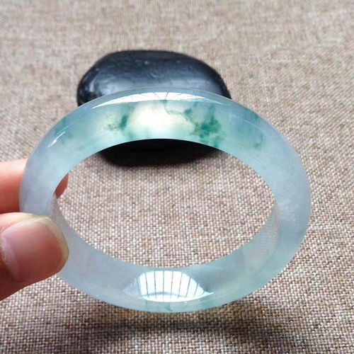 翡翠之貴,又一次刷新拍賣(mài)紀(jì)錄